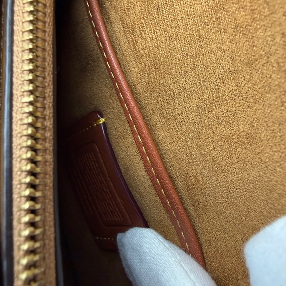 Coach x Basquiat Crossbody Shoulder Bag 6892 - Limited Edition Pebble Leather - Picture 14 of 16